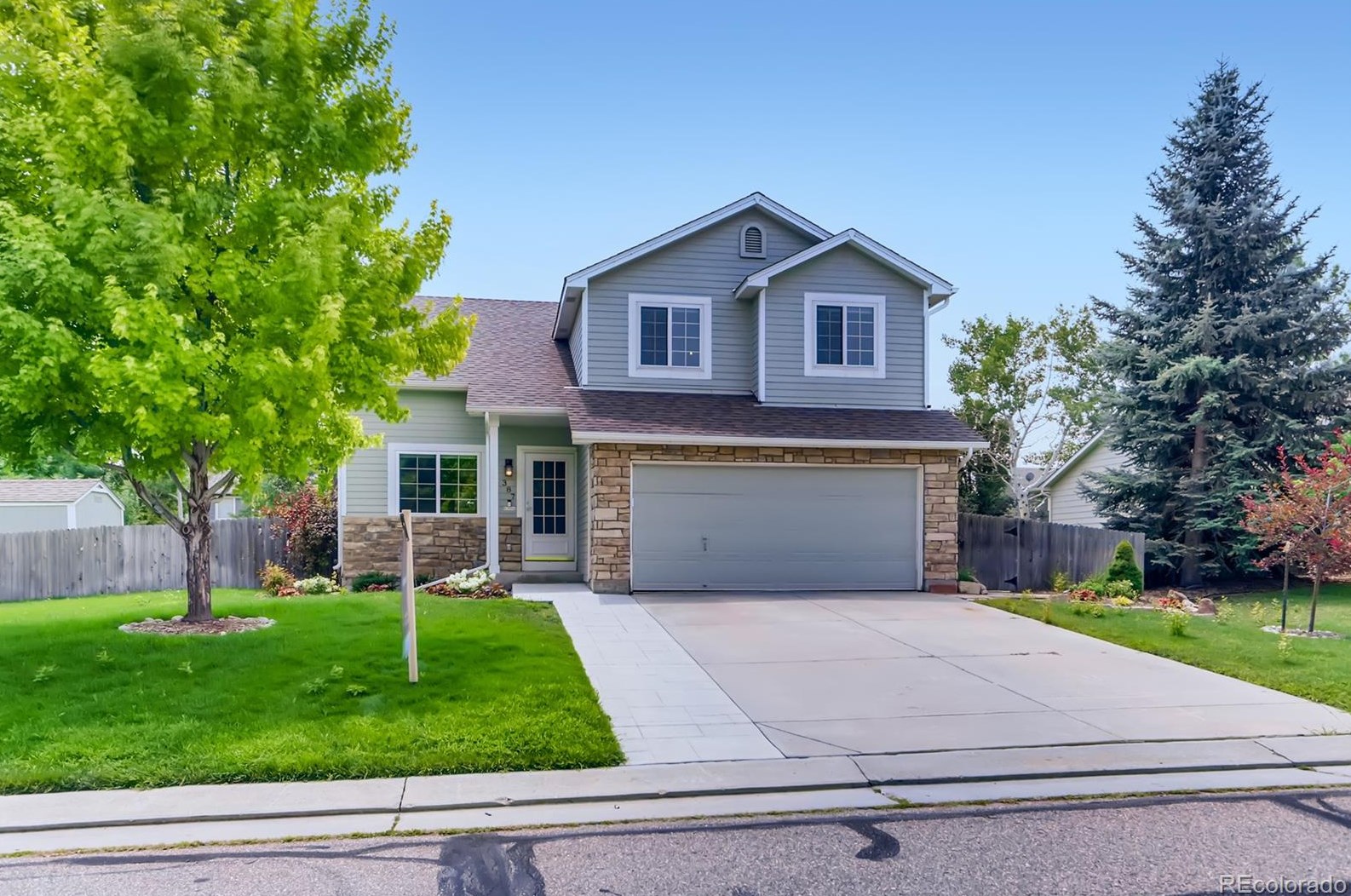 387 Maplewood Dr, Erie, CO 80516-6830