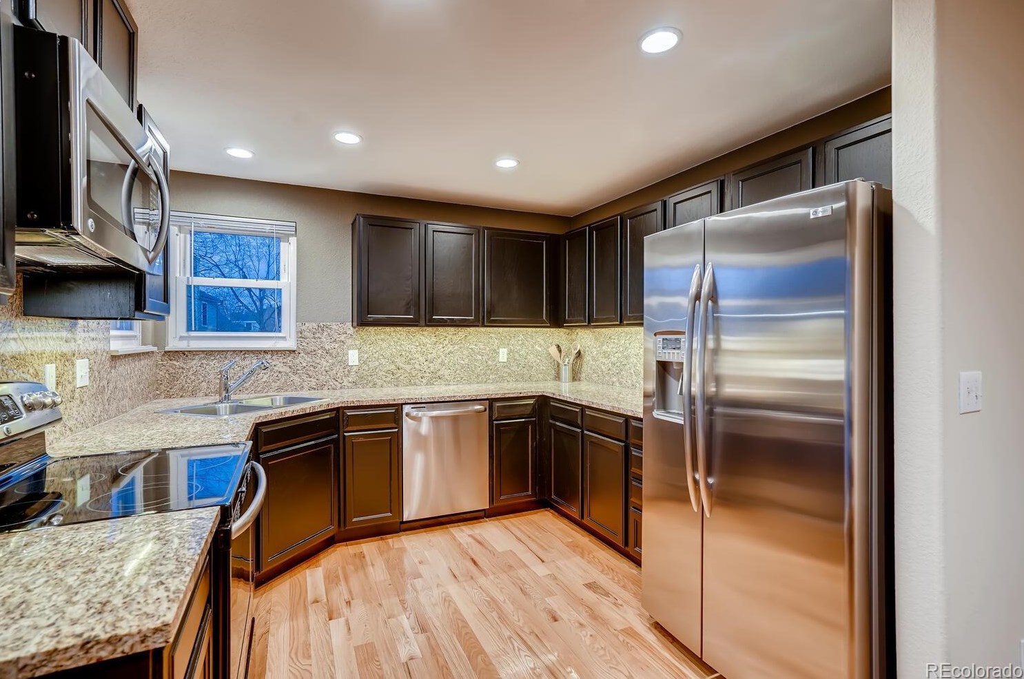 9975 82 Pl, Arvada CO  80005-2160 exterior