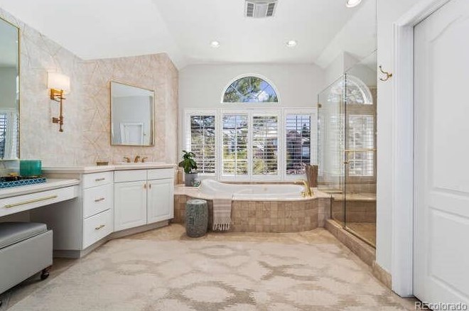 8541 Colonial Dr, Littleton CO  80124-9700 exterior