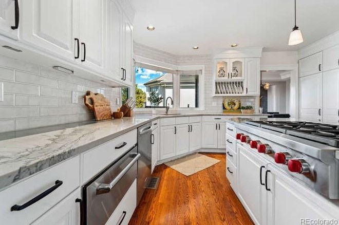 8541 Colonial Dr, Littleton CO  80124-9700 exterior