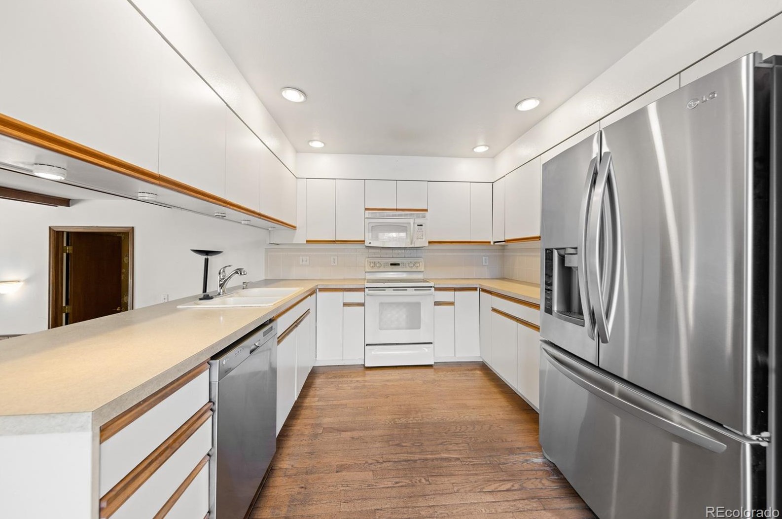 5244 Everett Ct, Littleton CO 80128-7104 exterior