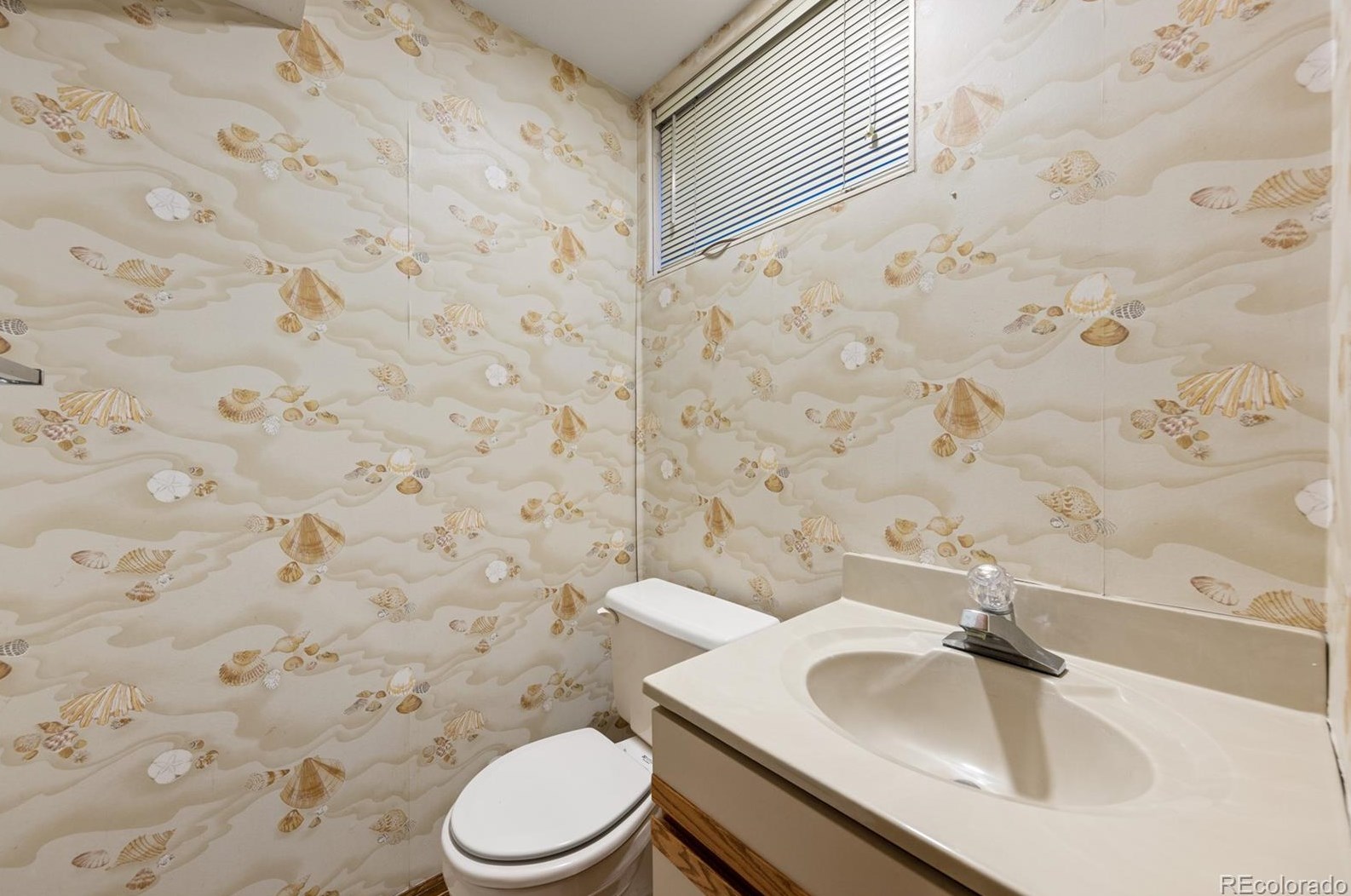 5244 Everett Ct, Littleton CO 80128-7104 exterior