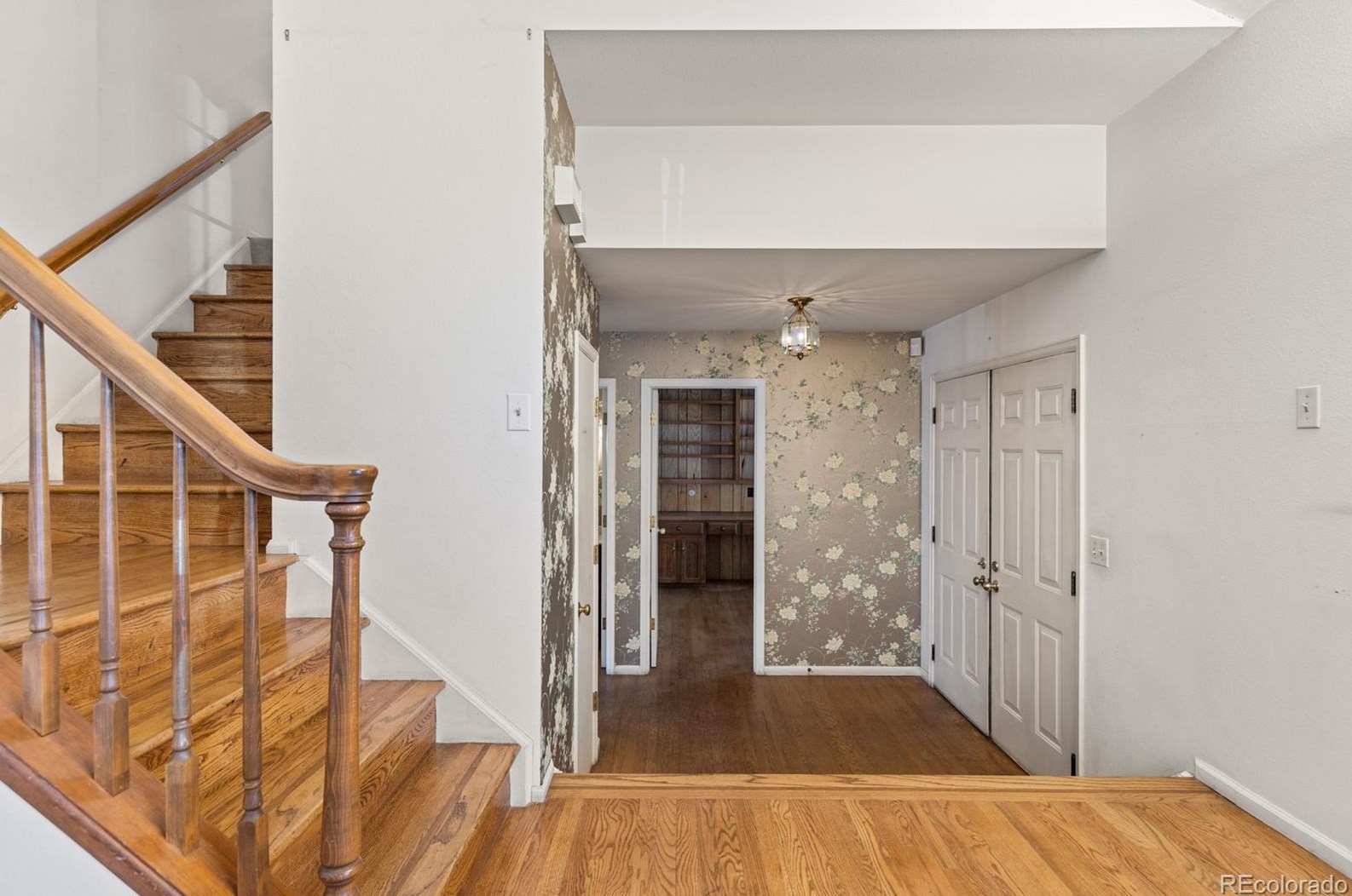 5244 Everett Ct, Littleton, CO 80123-2108