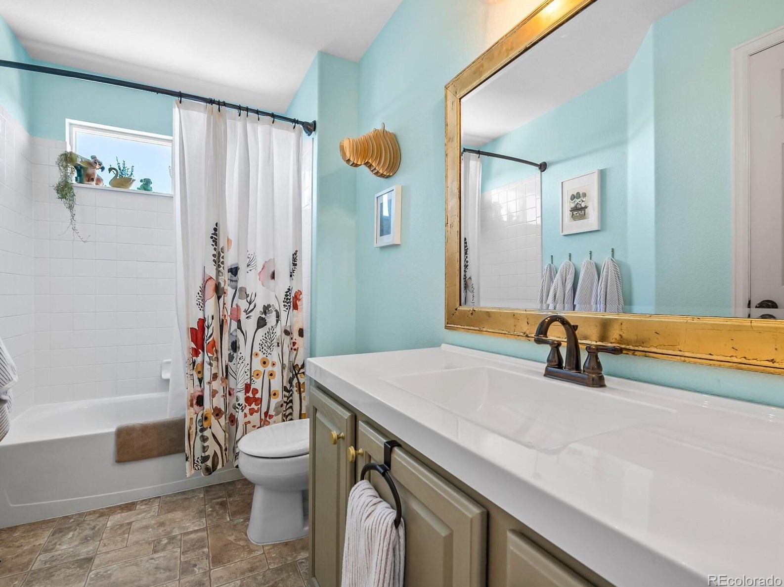 10183 Bentwood Cir, Littleton CO 80126-7864 exterior