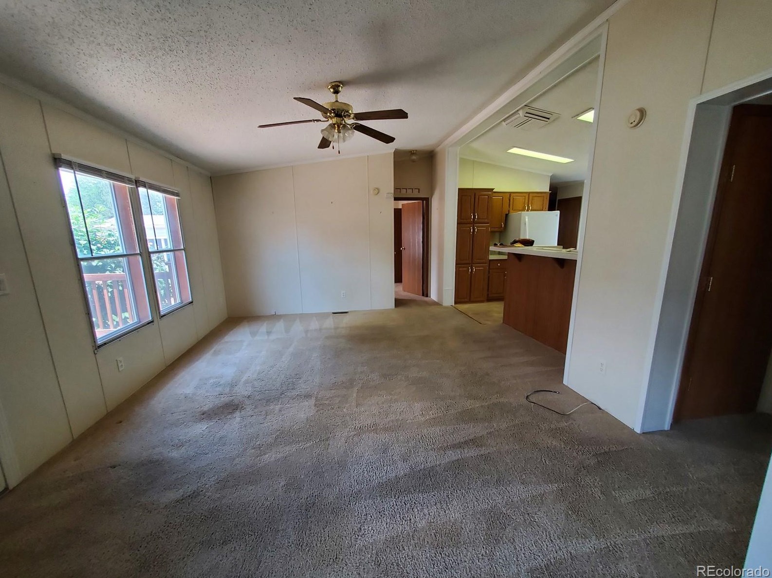 1890 Garnet Ct, Loveland, CO 80537