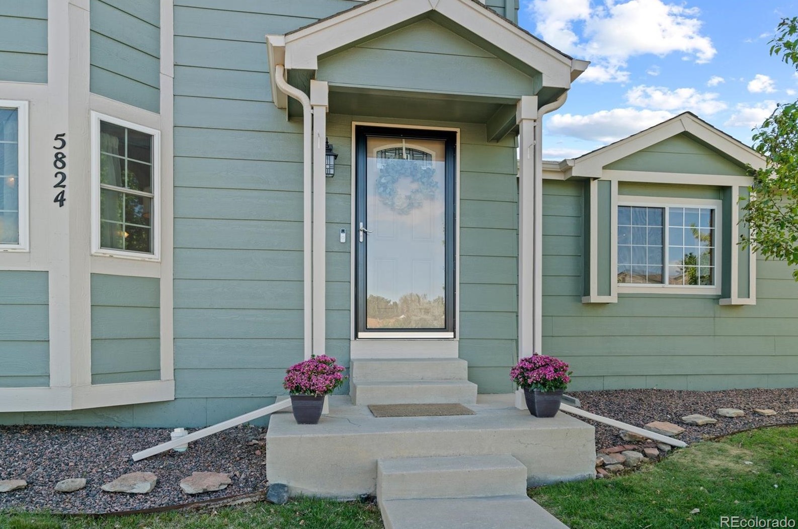 5824 Whitechapel St, Castle Rock, CO 80104-8968