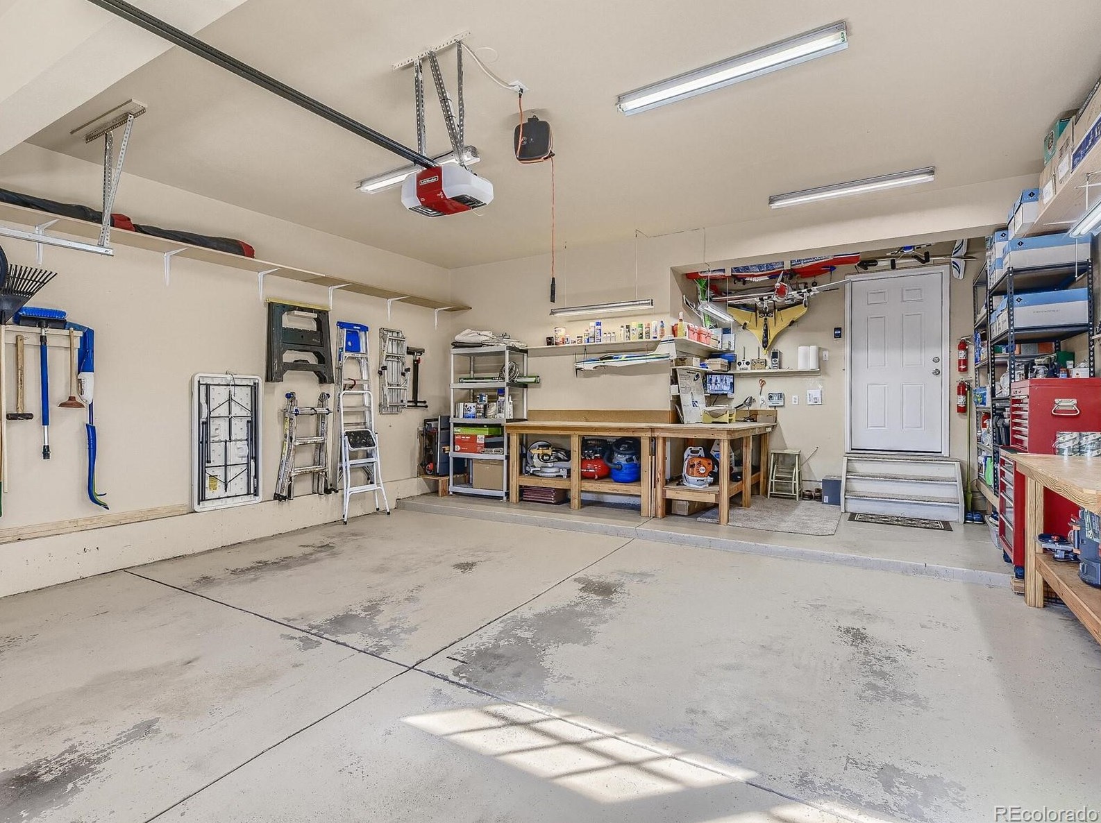 10161 Fawnbrook Ln, Littleton CO 80130-6896 exterior