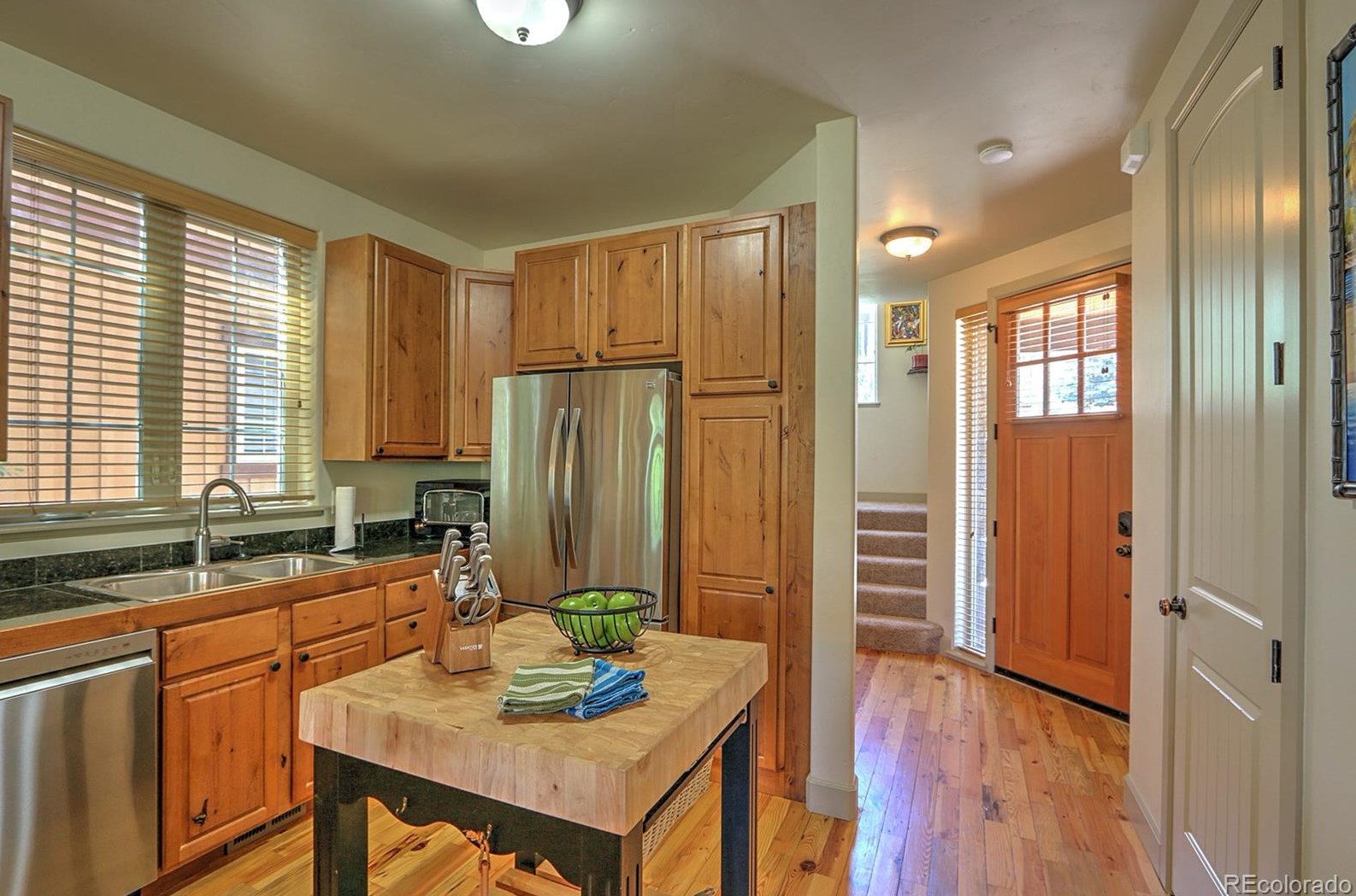 320 Whitehorse Dr, New Castle, CO 81647-8424