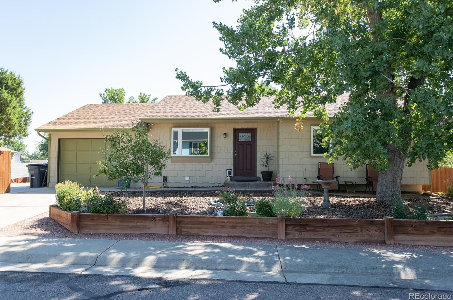 100 Sandler Dr, Lafayette, CO 80026-2535
