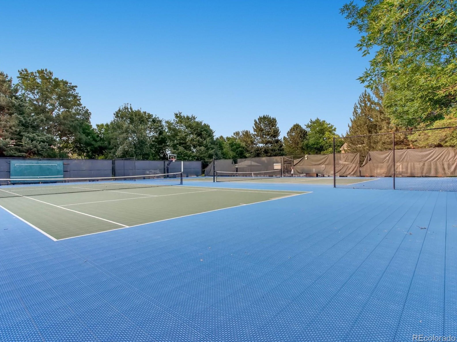 7415 Kendall Blvd, Littleton CO 80128-4680 exterior