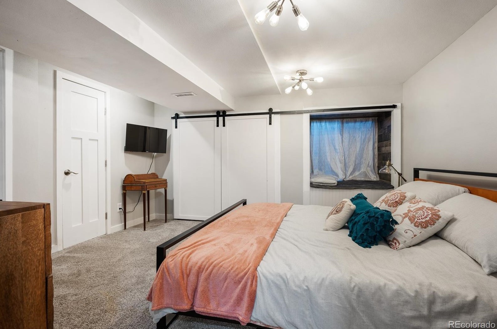 5341 Cody St, Littleton CO 80123-7321 exterior