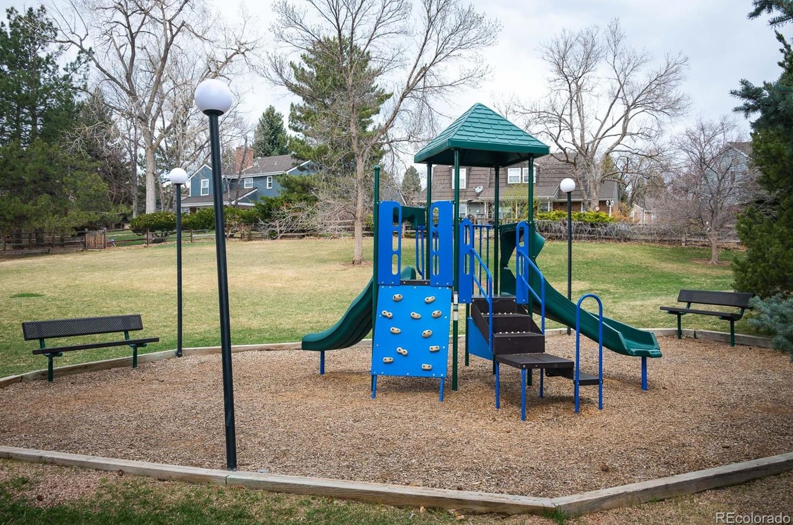 5341 Cody St, Littleton CO 80123-7321 exterior