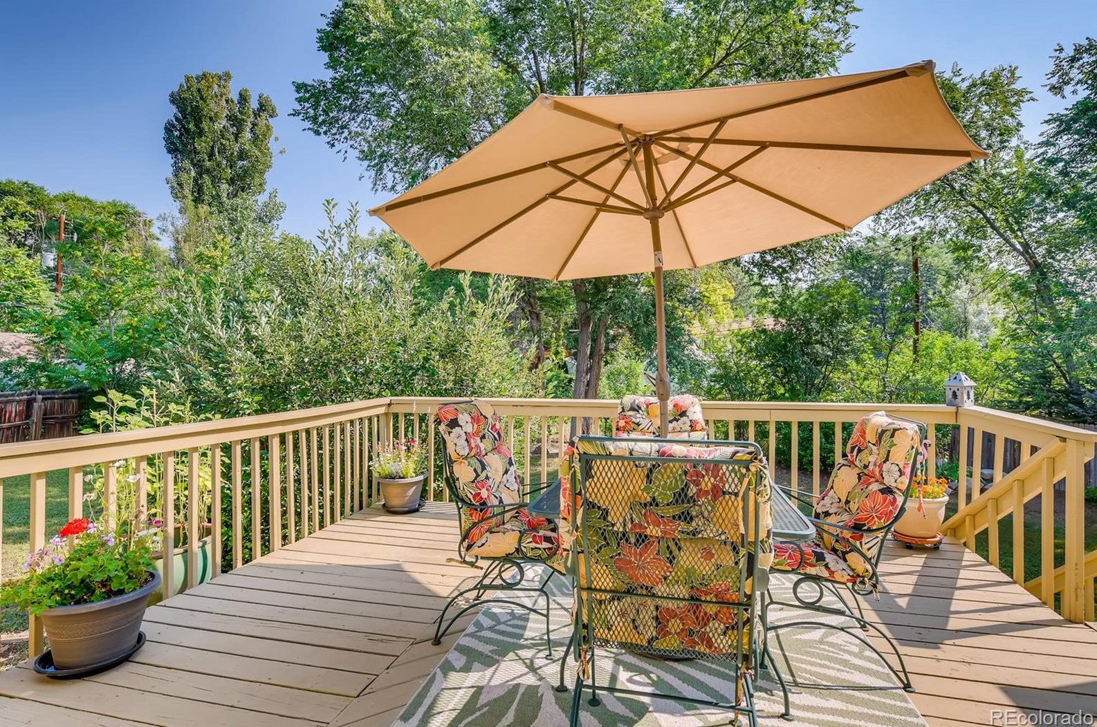 7847 Brk Dr, Littleton CO 80128-6126 exterior