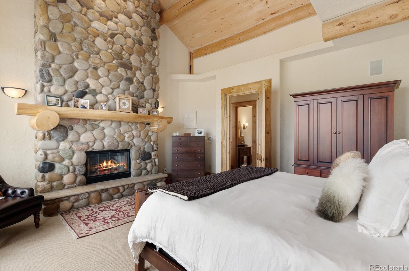 936 Steamboat Blvd, Steamboat Springs CO 80487-9077 exterior