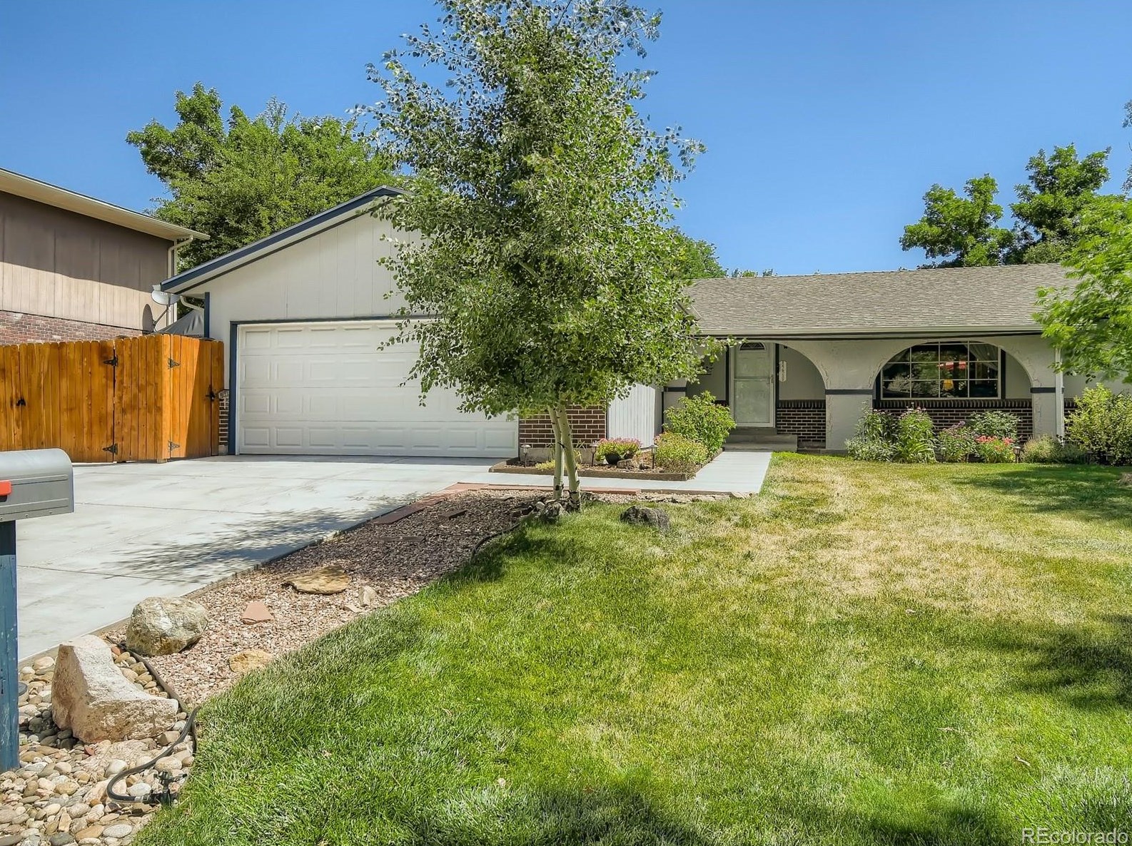8220 Marshall Ct, Arvada, CO 80003-1735