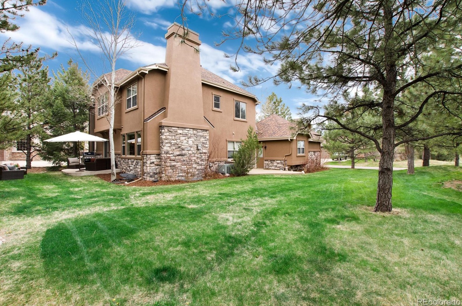 3303 Country Club Pkwy, Castle Rock CO  80108-9097 exterior