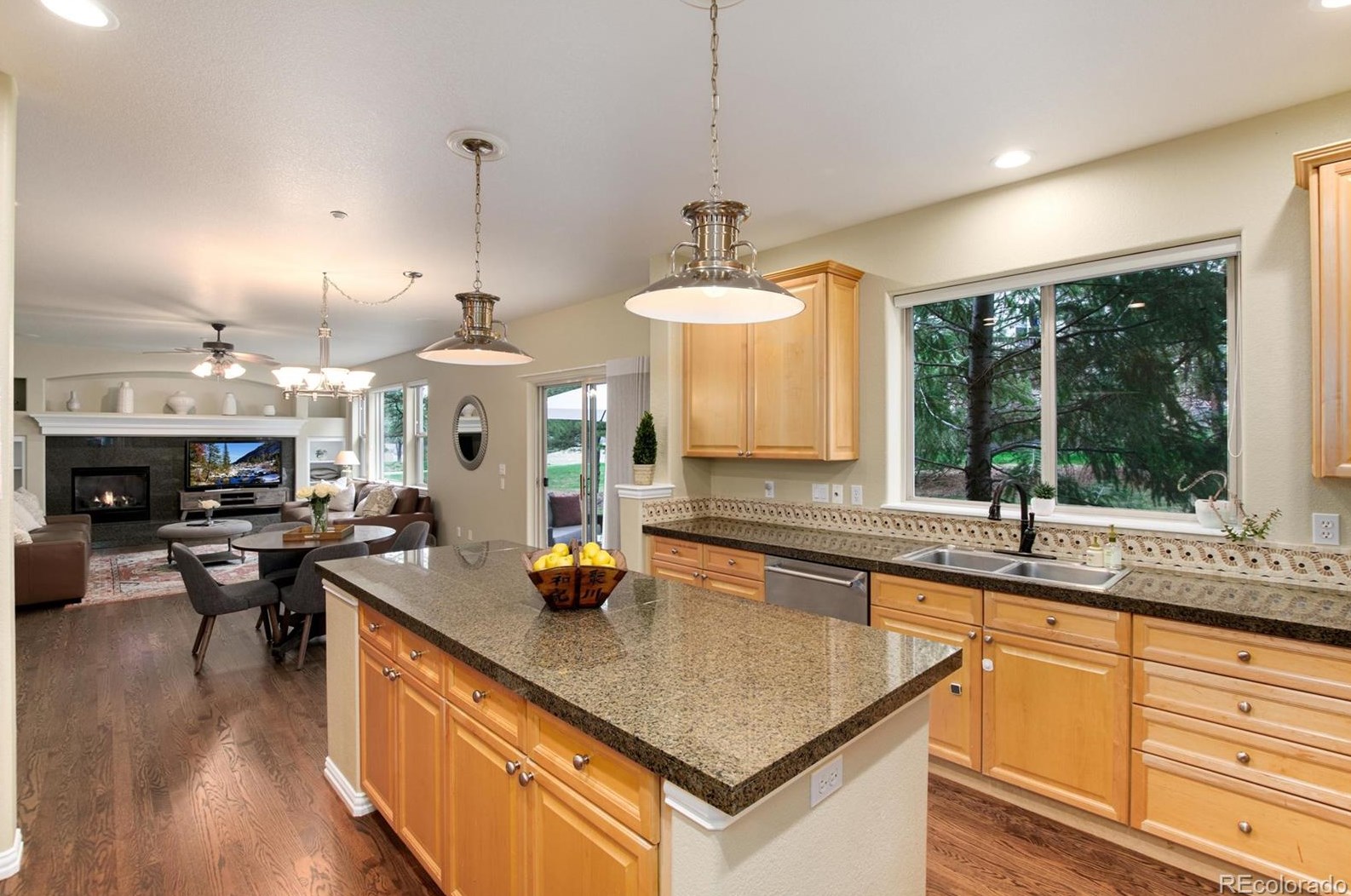 3303 Country Club Pkwy, Castle Rock CO  80108-9097 exterior