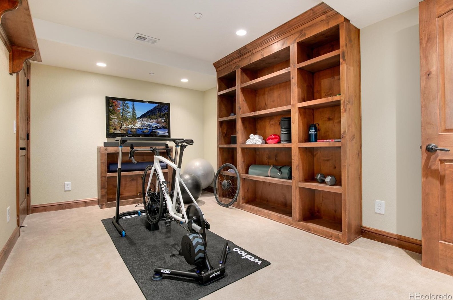 3303 Country Club Pkwy, Castle Rock CO  80108-9097 exterior