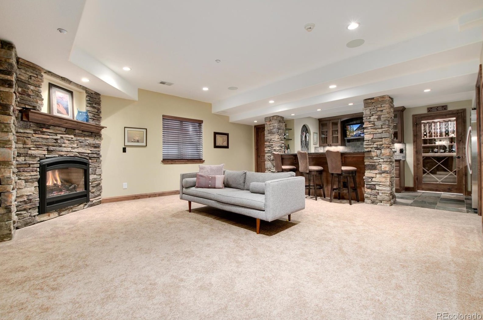 3303 Country Club Pkwy, Castle Rock CO  80108-9097 exterior