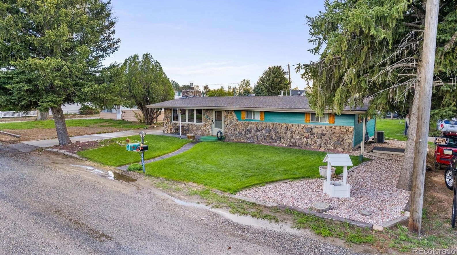 205 Palm Dr, Fort Morgan, CO 80705