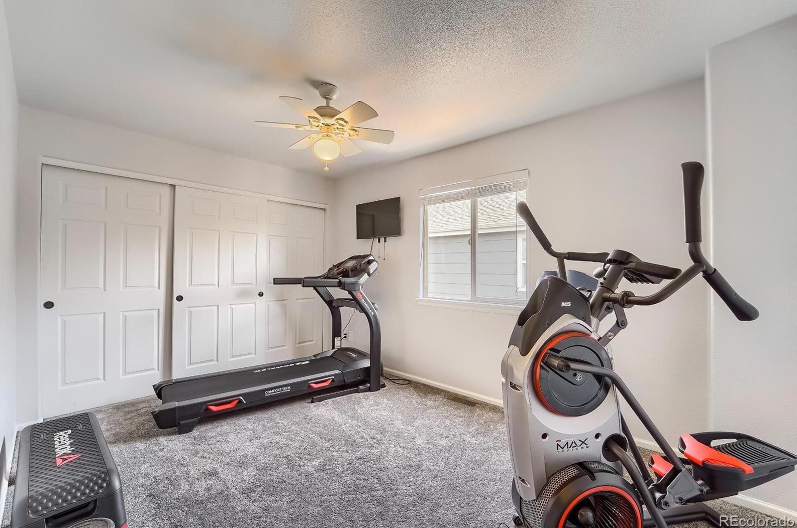 9331 Cv Crk Dr, Littleton CO 80129-6467 exterior