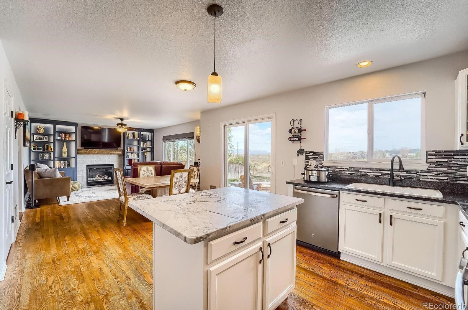 9331 Cv Crk Dr, Littleton CO 80129-6467 exterior