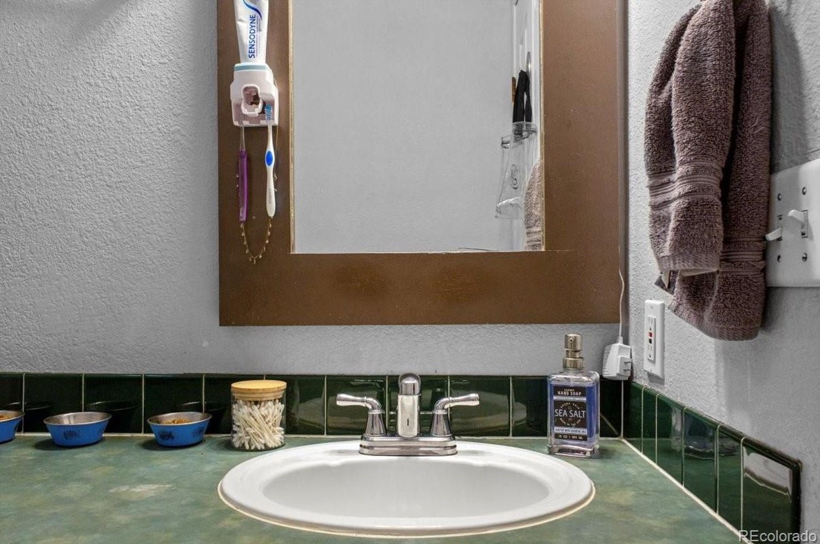 1557 Conestoga Cir, Steamboat Springs CO  80487-4945 exterior