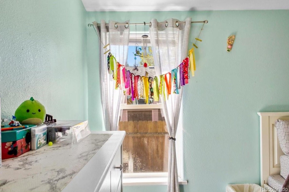 1557 Conestoga Cir, Steamboat Springs CO  80487-4945 exterior