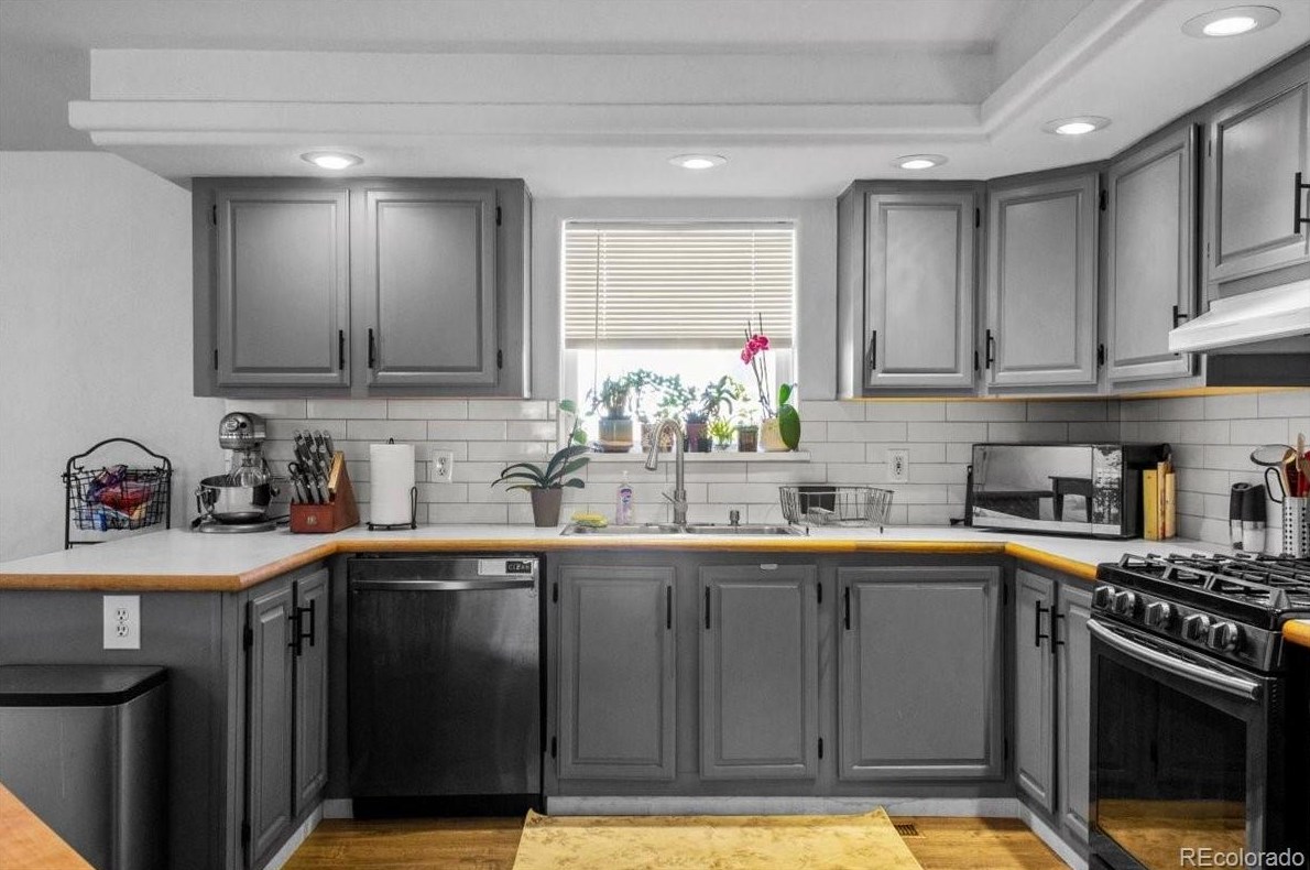 1557 Conestoga Cir, Steamboat Springs CO  80487-4945 exterior