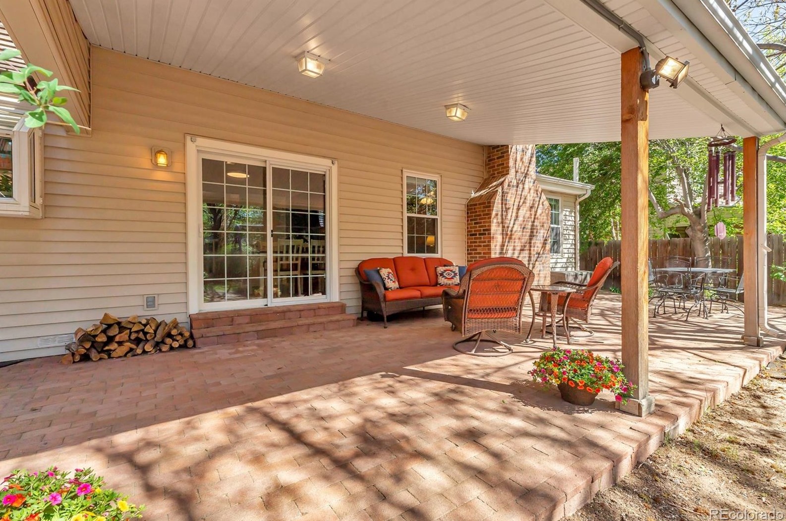 6499 Yukon St, Littleton CO 80128-6144 exterior