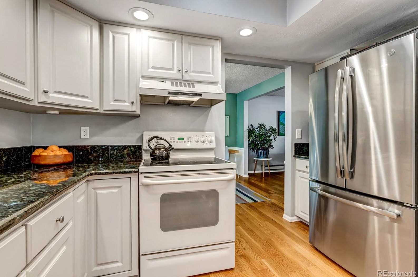 6499 Yukon St, Littleton CO 80128-6144 exterior