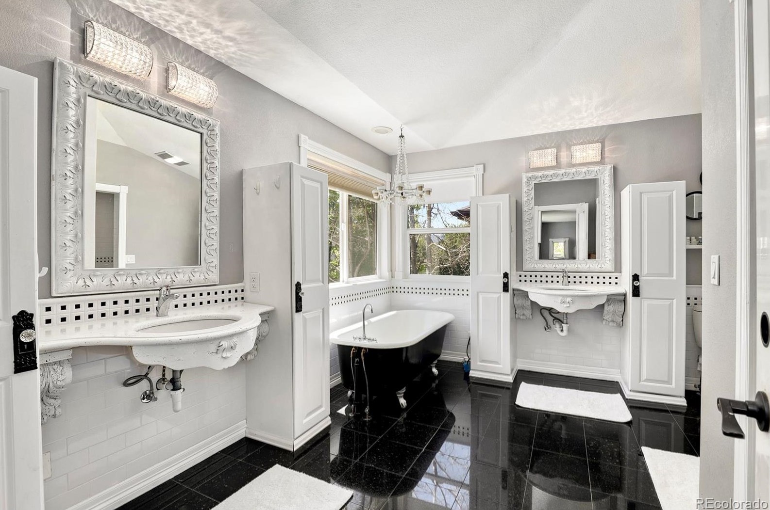 5620 Fenton St, Littleton CO 80123-6879 exterior