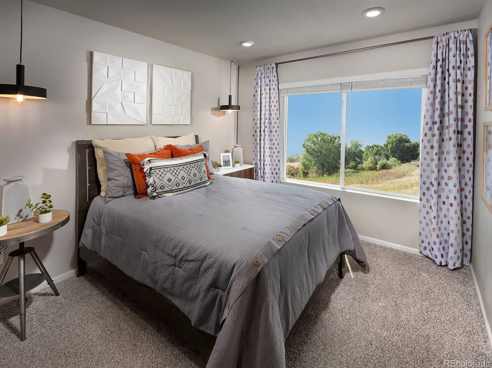 5683 Vivian St, Arvada CO  80002 exterior