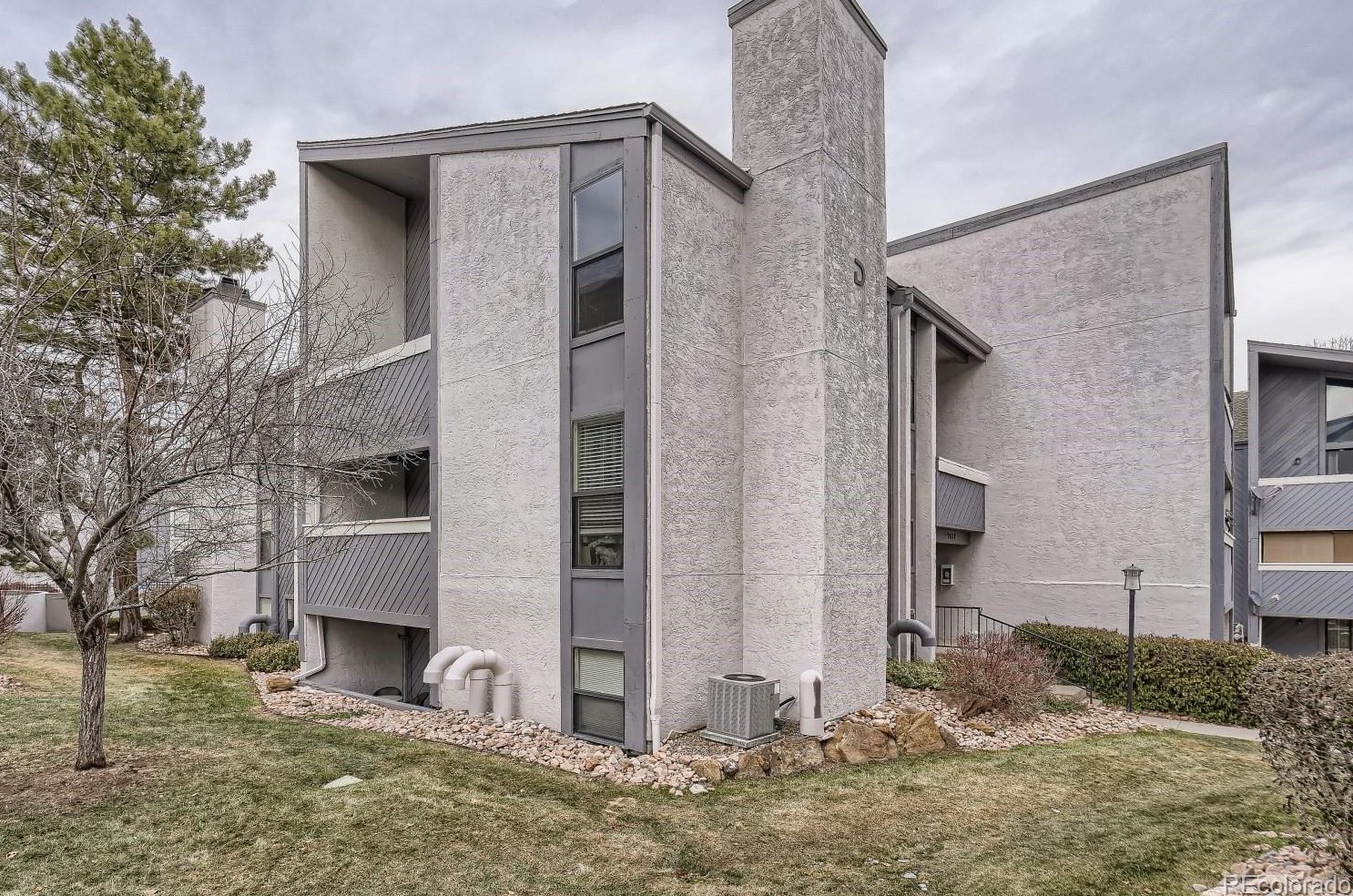 9837 E Peakview Ave #d12, Englewood, CO 80111