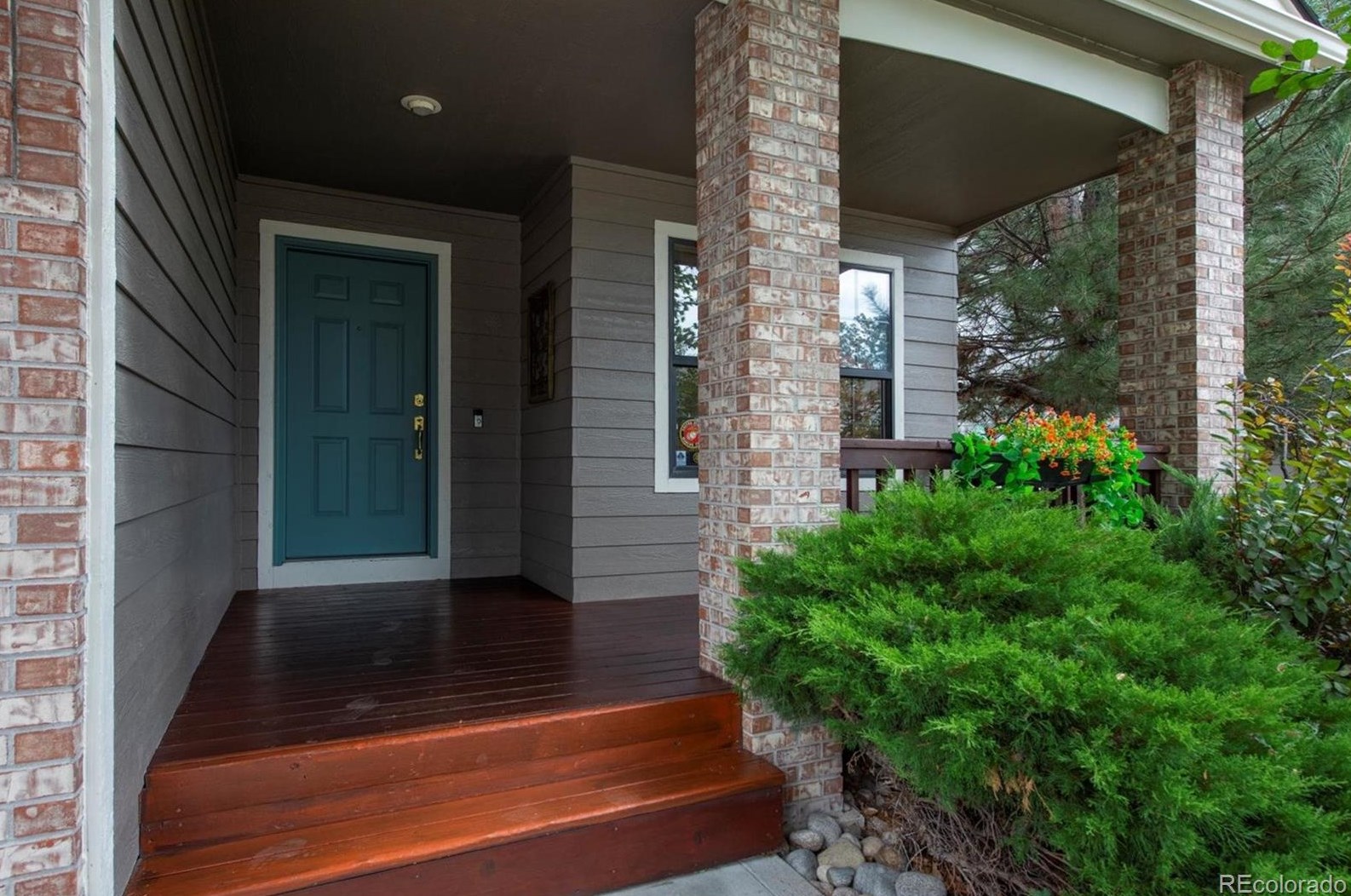 6042 Alkire Ct, Arvada, CO 80004-3970