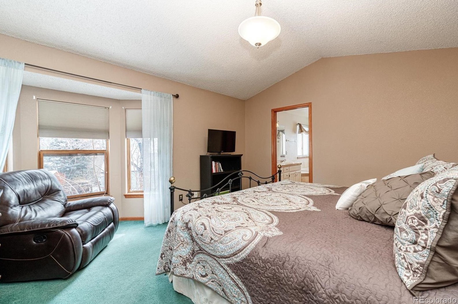 6042 Alkire Ct, Arvada CO  80004-3970 exterior