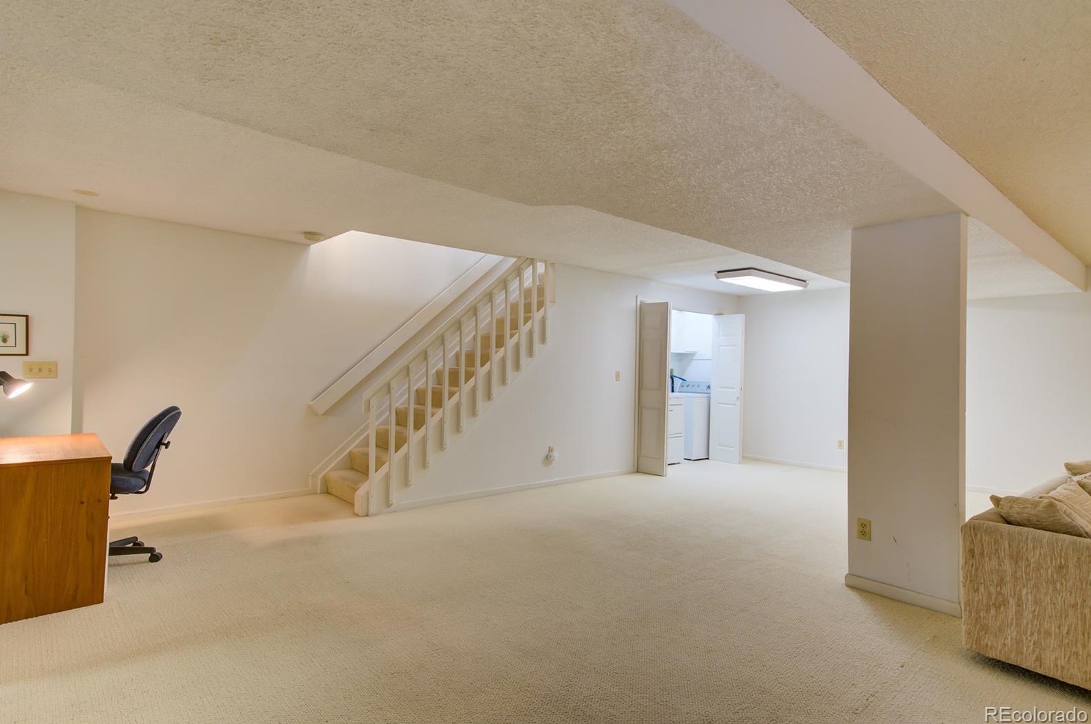 6319 Harrison Way, Littleton CO 80122-2262 exterior