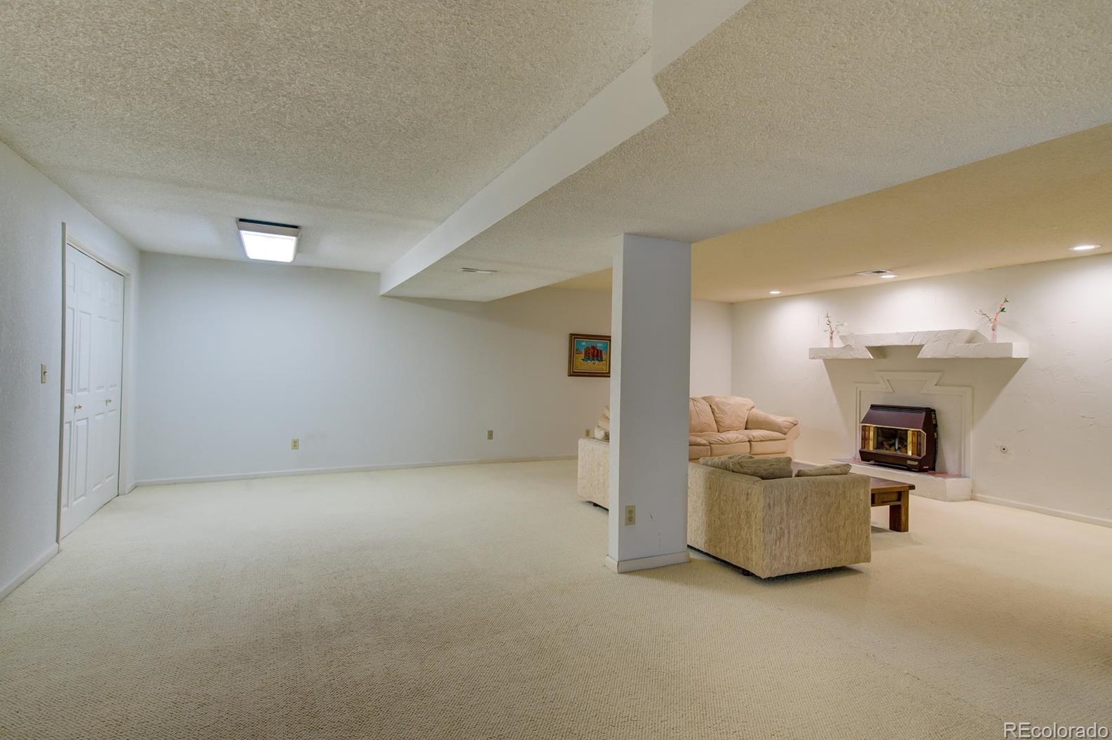 6319 Harrison Way, Littleton CO 80122-2262 exterior