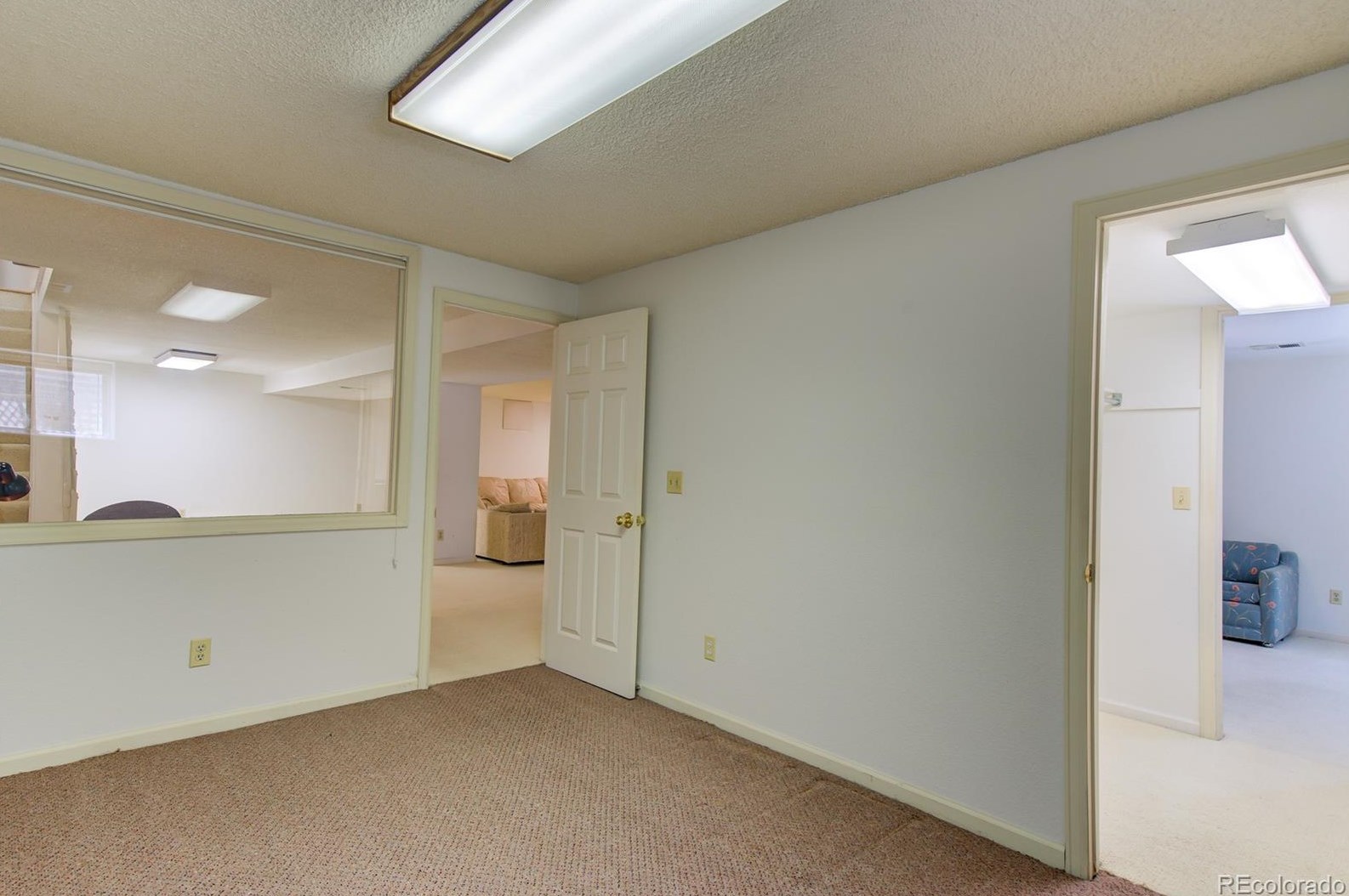 6319 Harrison Way, Littleton CO 80122-2262 exterior