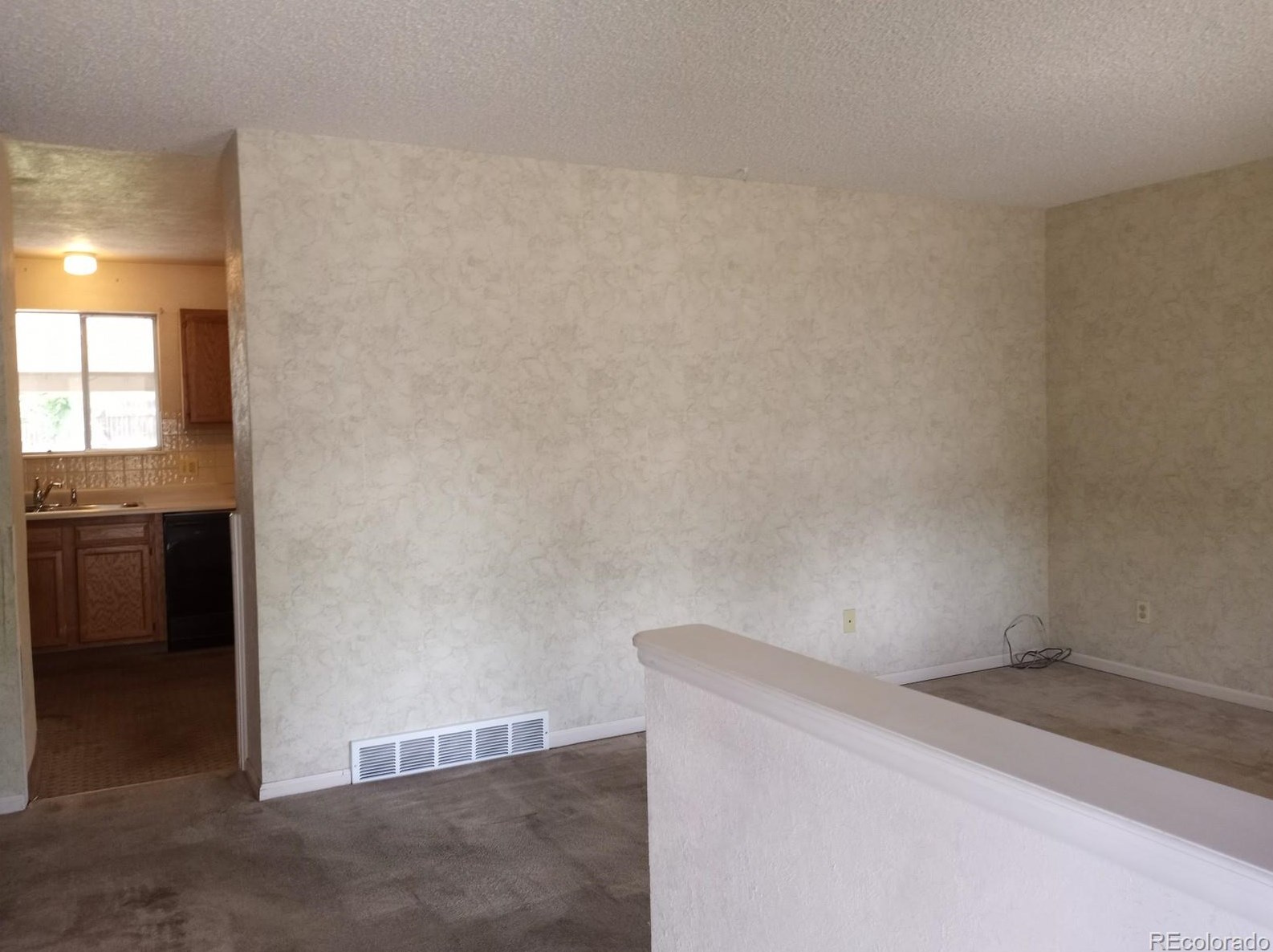 14935 Stanford Dr, Denver, CO 80015-1311