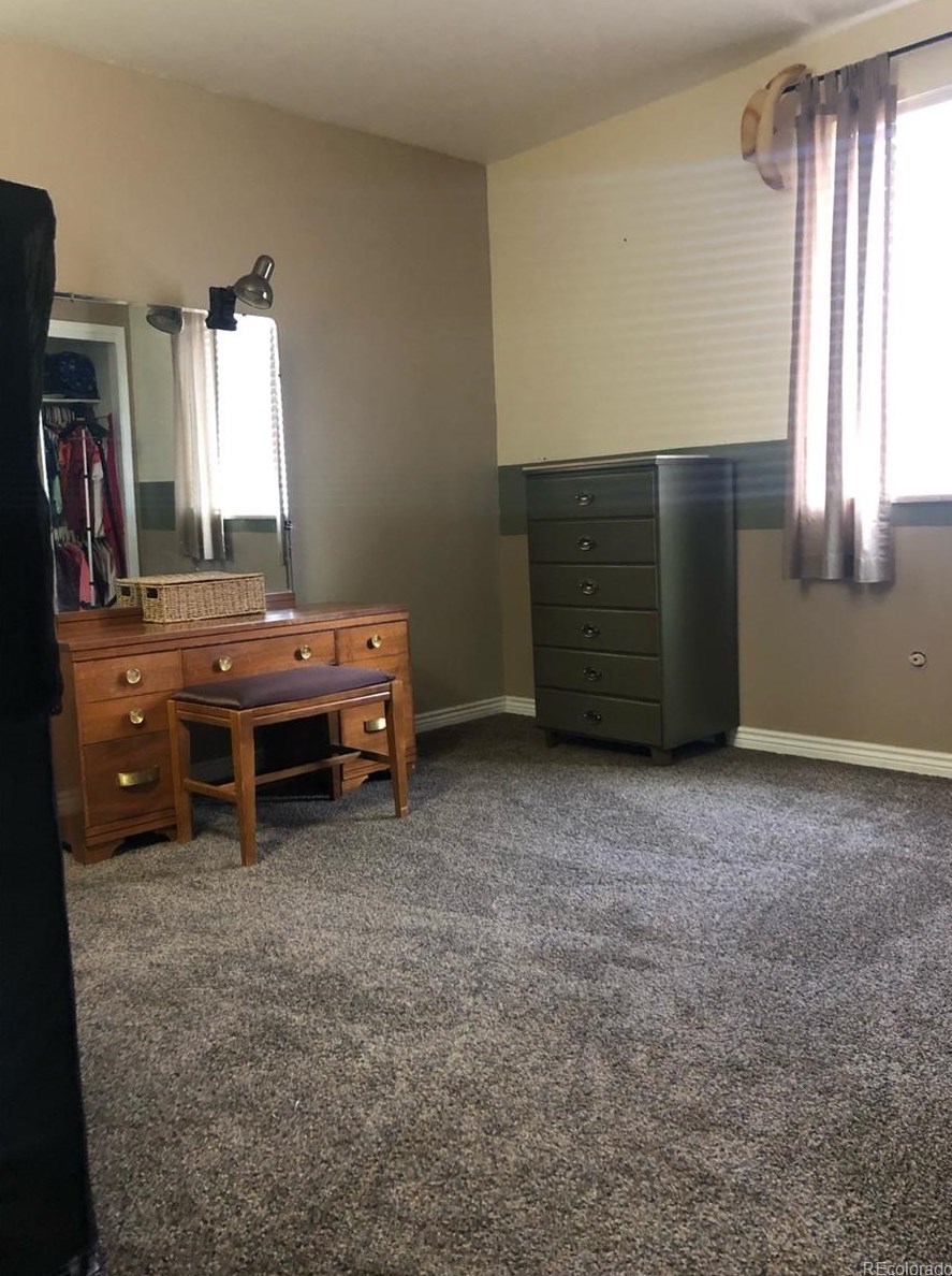 6524 Welch St, Arvada CO  80004-2221 exterior