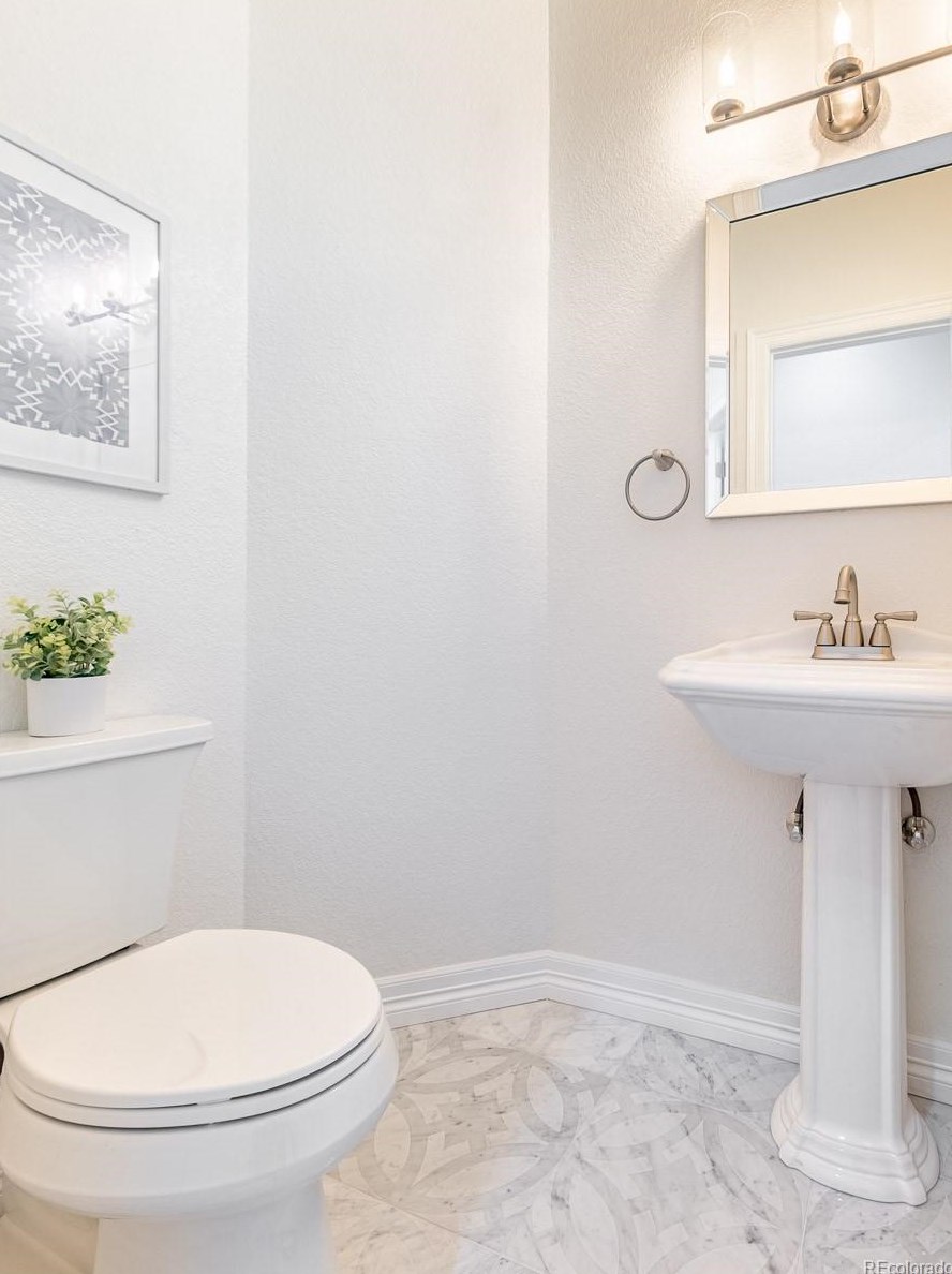 2315 Sandpiper Dr, Lafayette CO  80026-3150 exterior