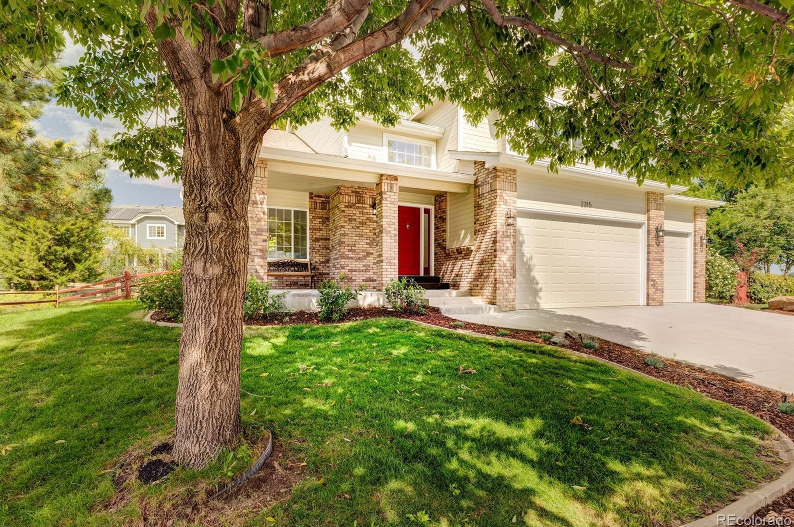 2315 Sandpiper Dr, Lafayette CO  80026-3150 exterior