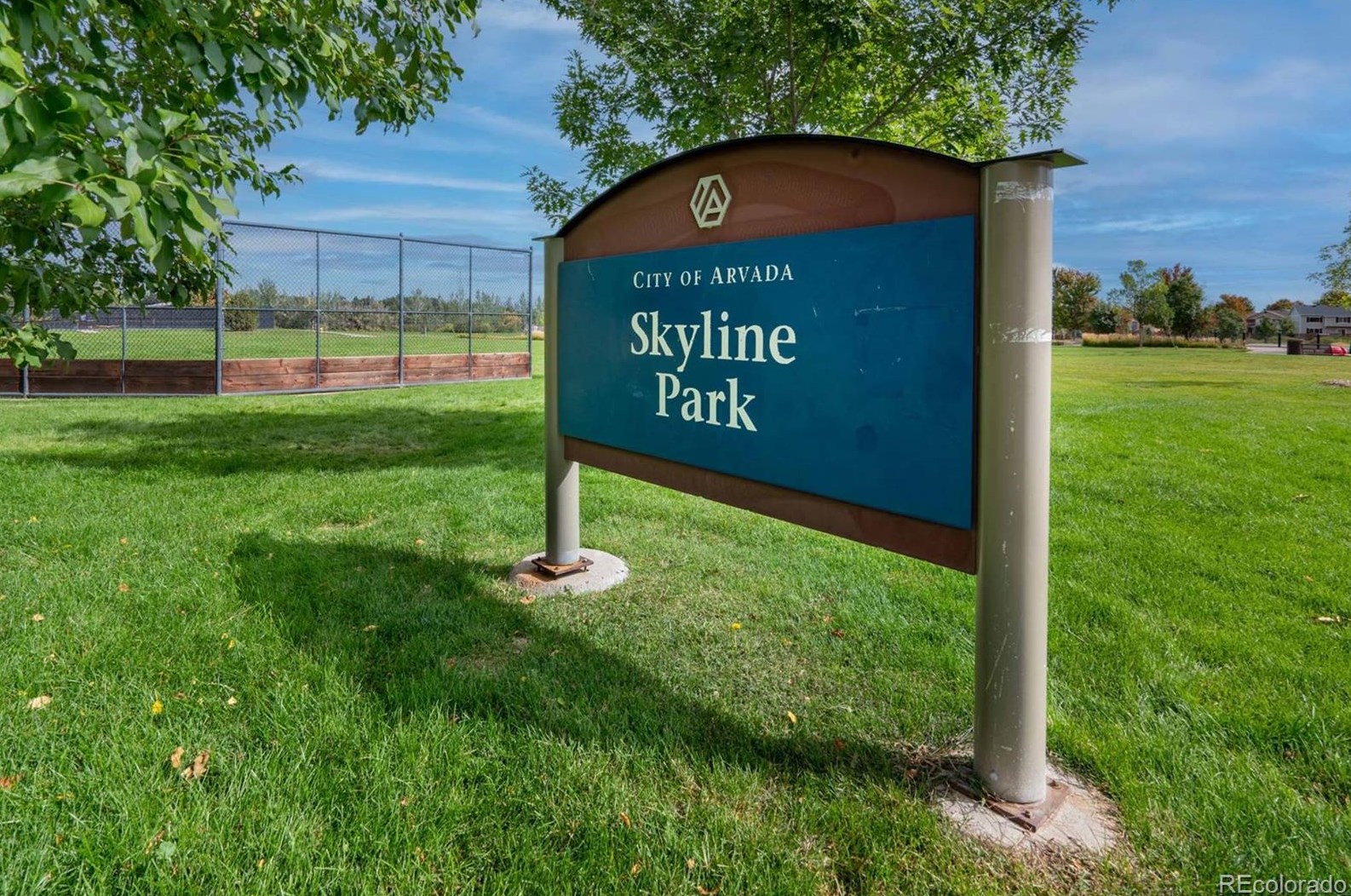 5373 Parfet St, Arvada CO  80002-4948 exterior