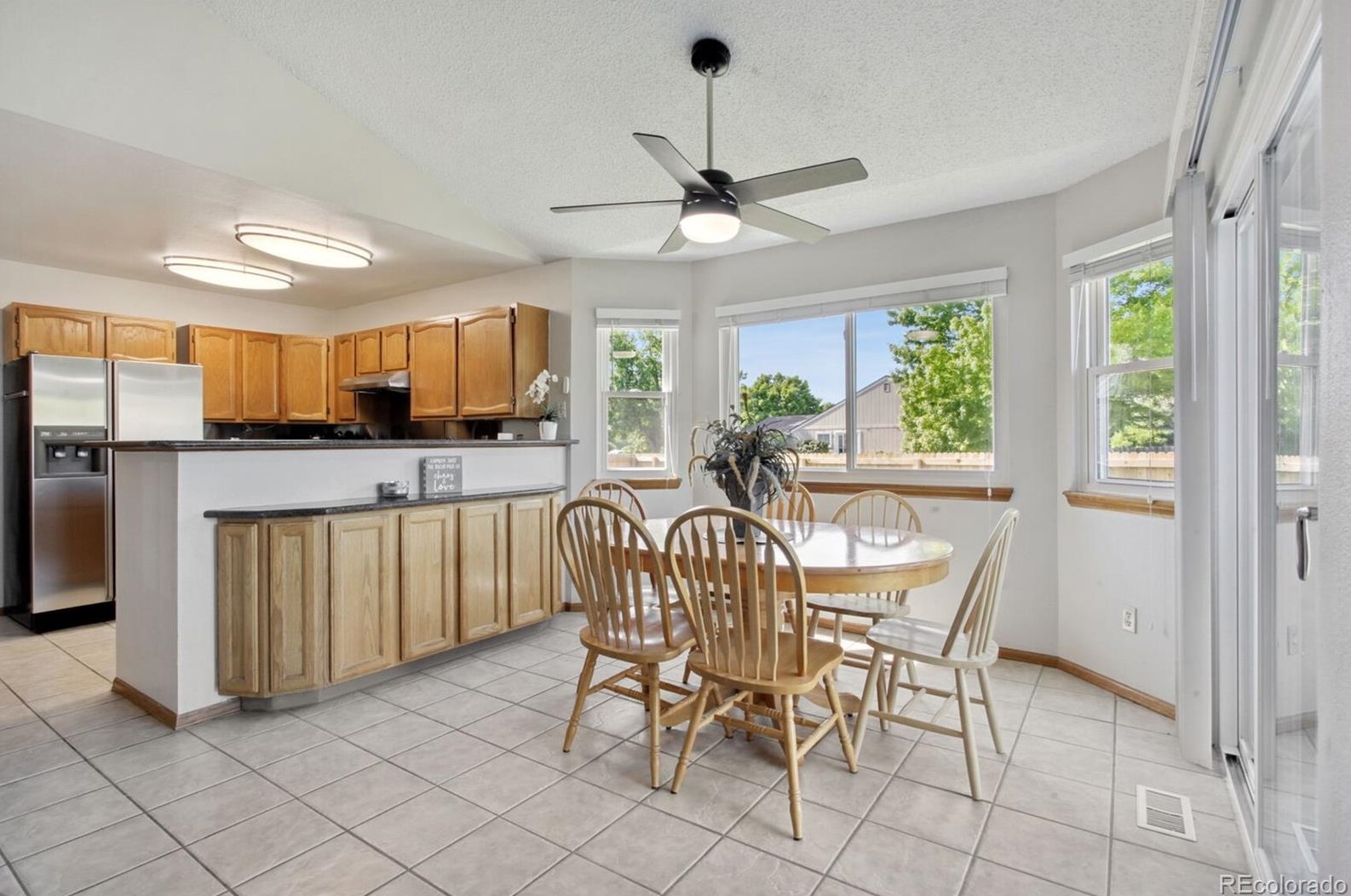 5553 Yank Ct, Littleton CO 80127-2185 exterior