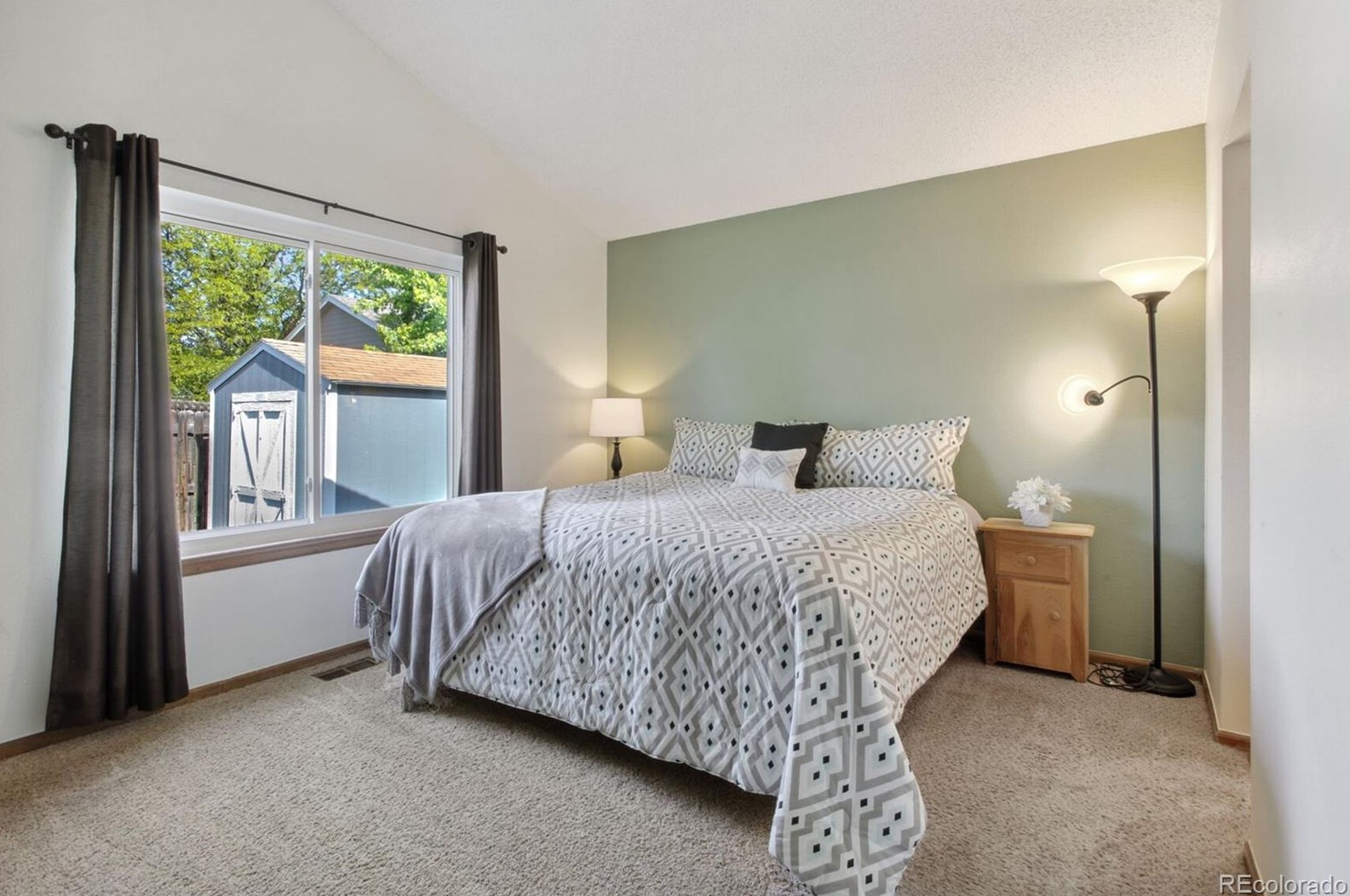 5553 Yank Ct, Littleton CO 80127-2185 exterior