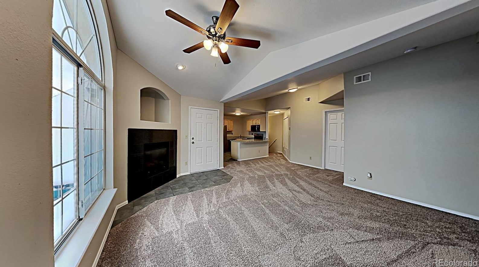 8601 E Dry Creek Rd #124, Englewood, CO 80112