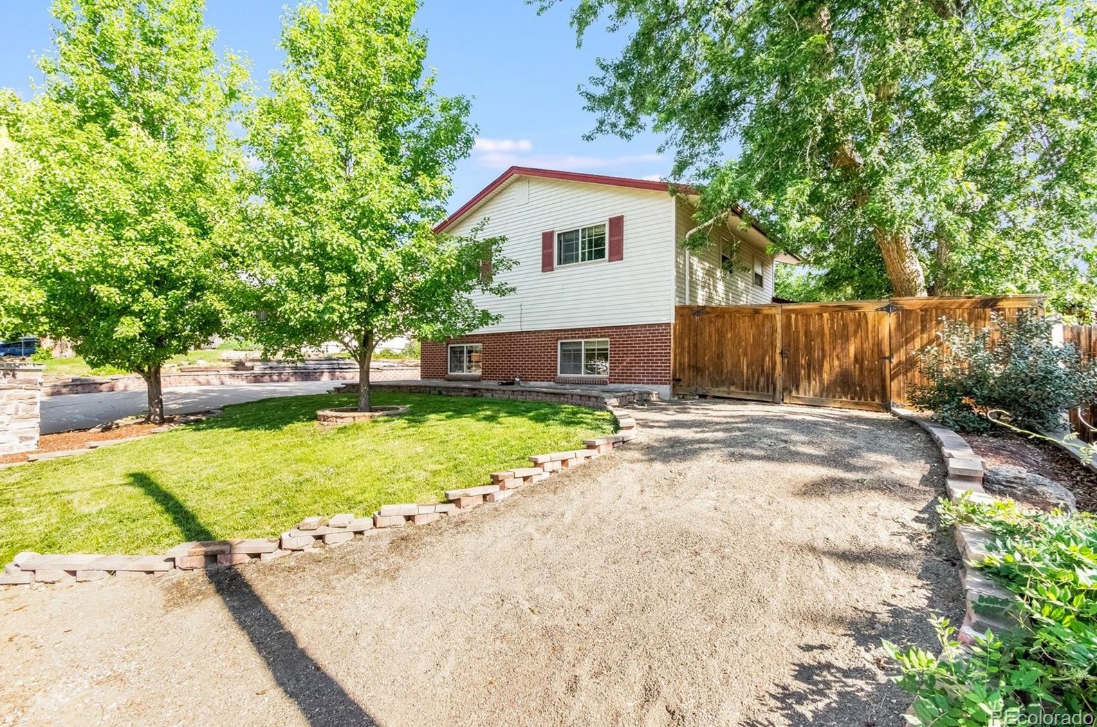 6629 70th Ave, Arvada CO  80003-3623 exterior