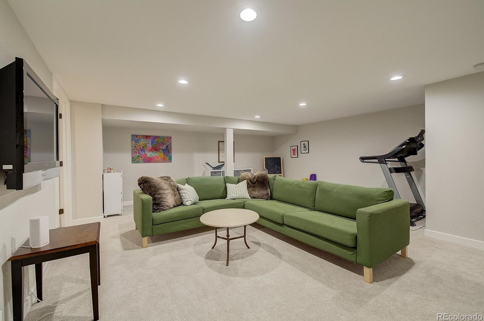 5900 Race St, Littleton CO 80121-2652 exterior