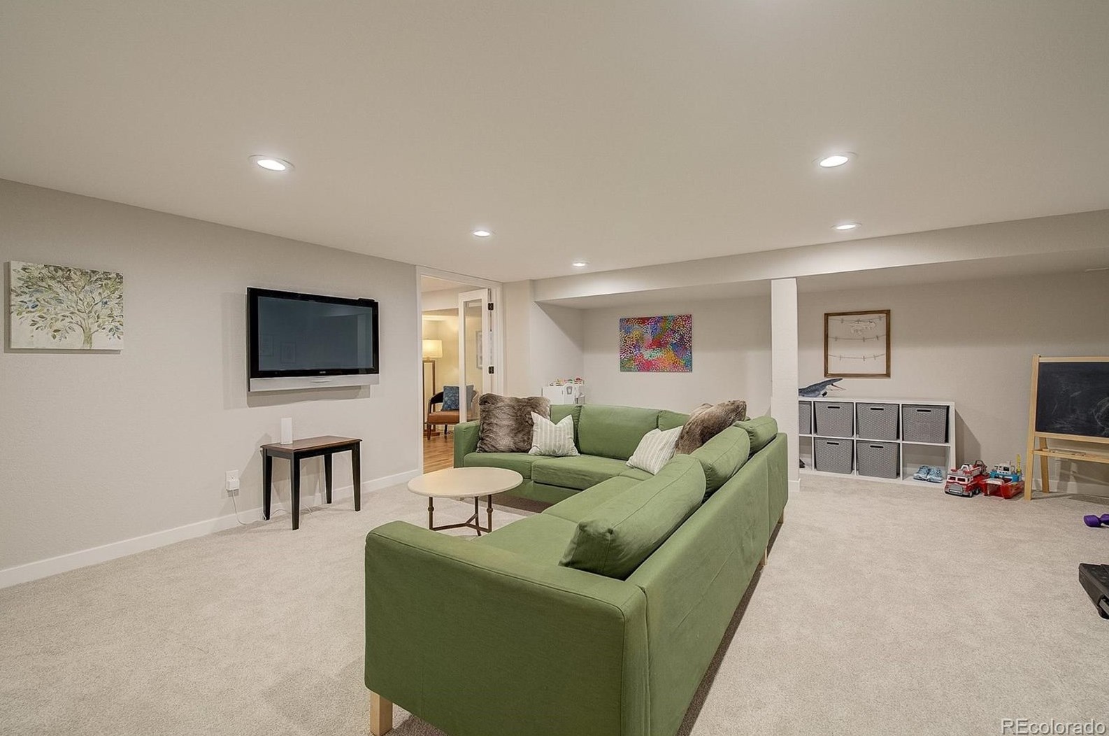 5900 Race St, Littleton CO 80121-2652 exterior